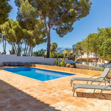 Rakhi Moraira