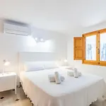 Rakhi Moraira